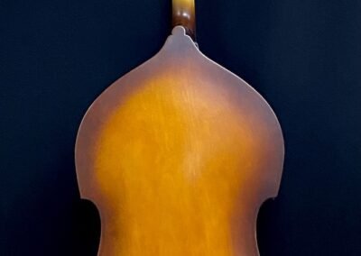 1. Chinese Contrabas gelamineerd - Achterkant