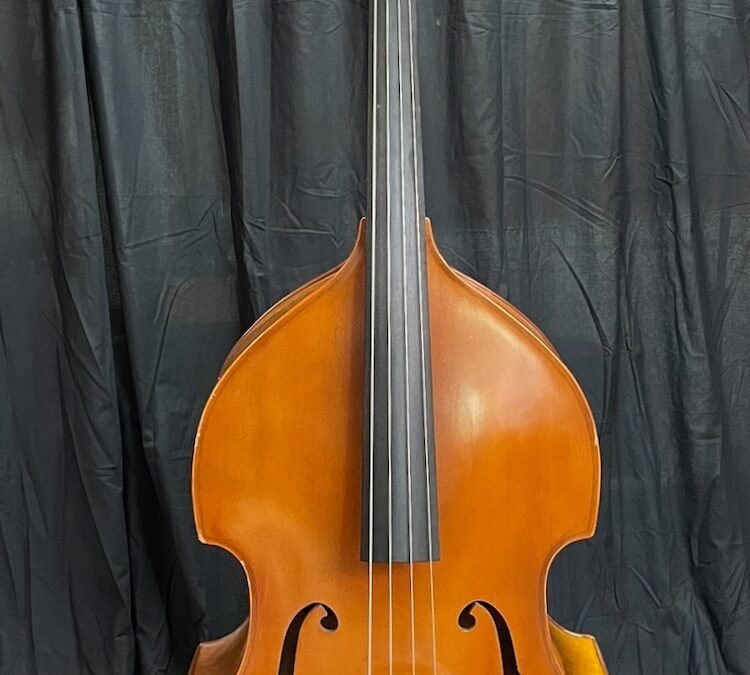 23. Strunal double bass, solid, 3/4